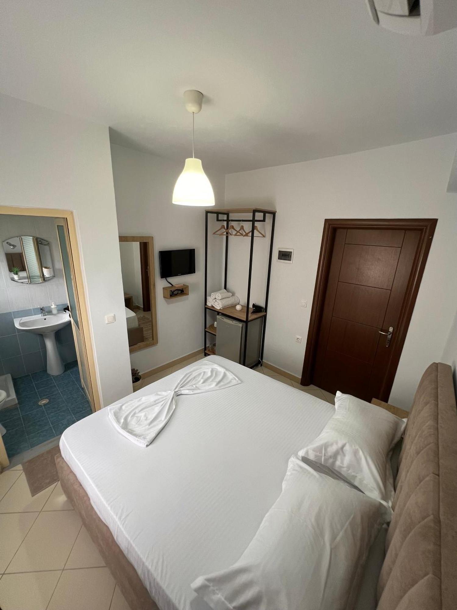 Helios Rooms Σαράντα Εξωτερικό φωτογραφία