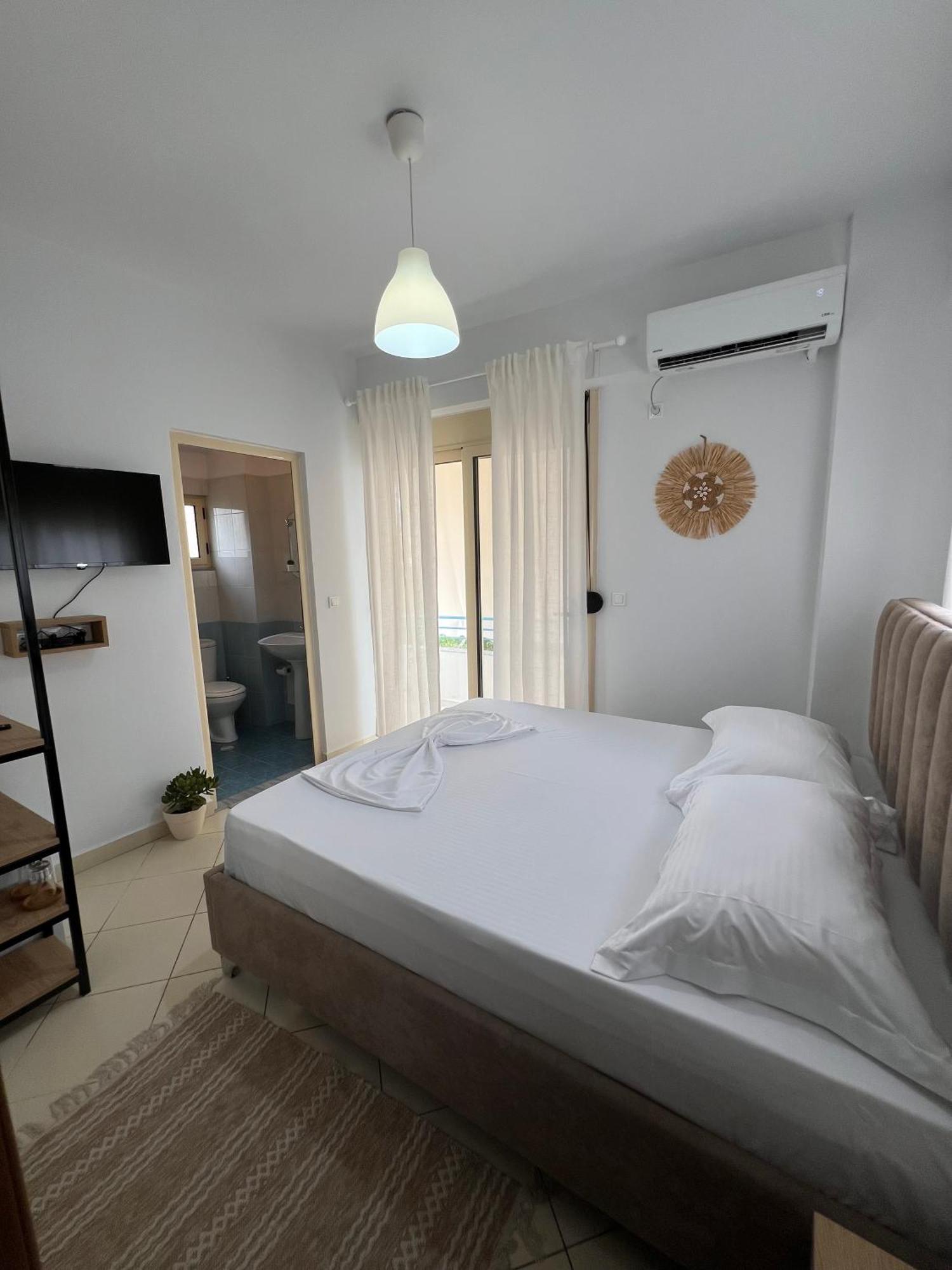 Helios Rooms Σαράντα Εξωτερικό φωτογραφία