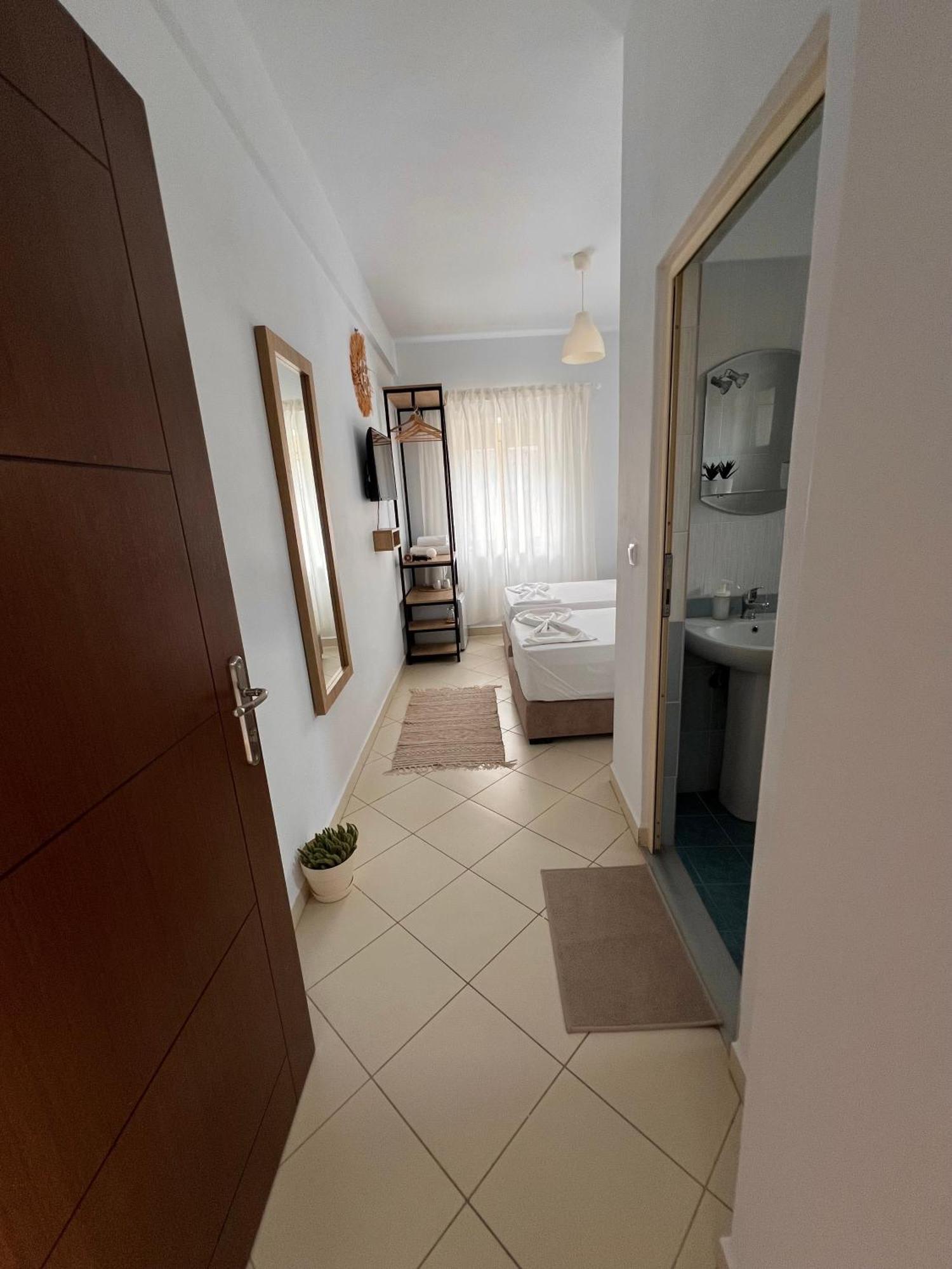 Helios Rooms Σαράντα Εξωτερικό φωτογραφία